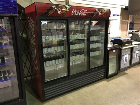 These triple door <b>coolers</b> are also industry leading, long-lasting and efficient, while offering great savings. . Used commercial beverage coolers for sale near illinois
